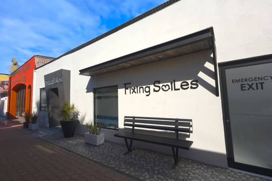 Slider image (7) Fixing Smiles